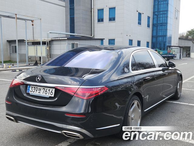 Mercedes-Benz S-Class 2024 — photo 4