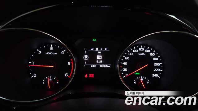 Kia Canival 2017 — photo 11