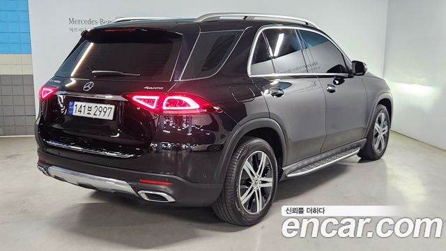 Mercedes-Benz GLE-Class 2020 — photo 2