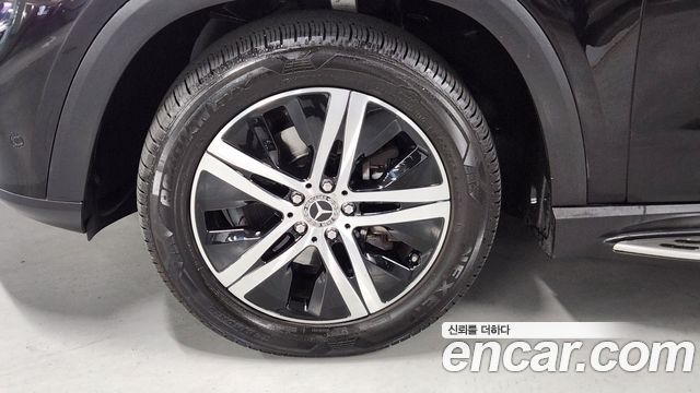 Mercedes-Benz GLE-Class 2020 — photo 5