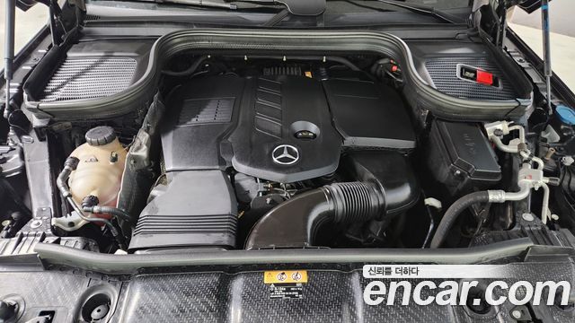 Mercedes-Benz GLE-Class 2020 — photo 6
