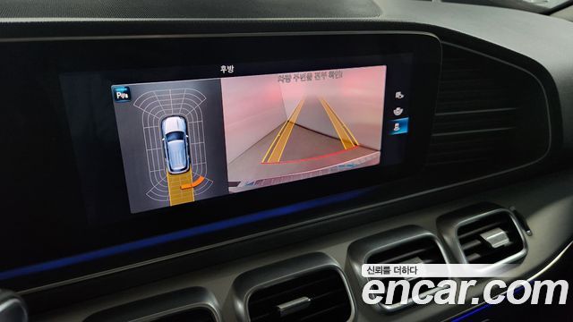 Mercedes-Benz GLE-Class 2020 — photo 14