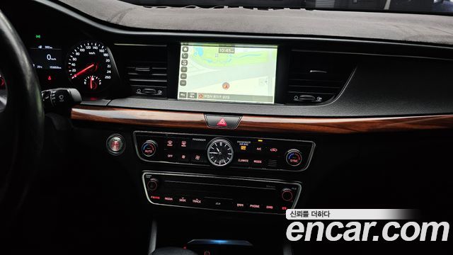 Kia K7 2016 — photo 14