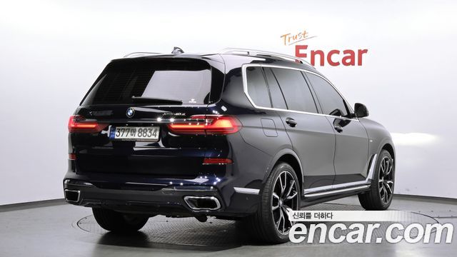 BMW X7 2021 — photo 2
