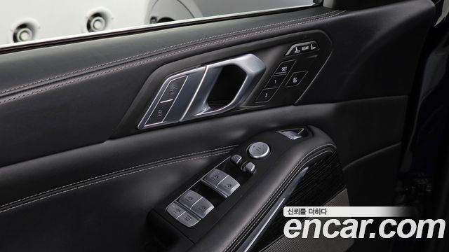 BMW X7 2021 — photo 22