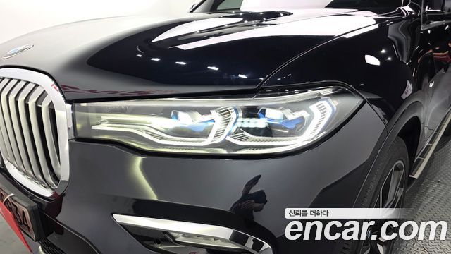 BMW X7 2021 — photo 8