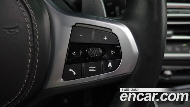 BMW X7 2021 — photo 29