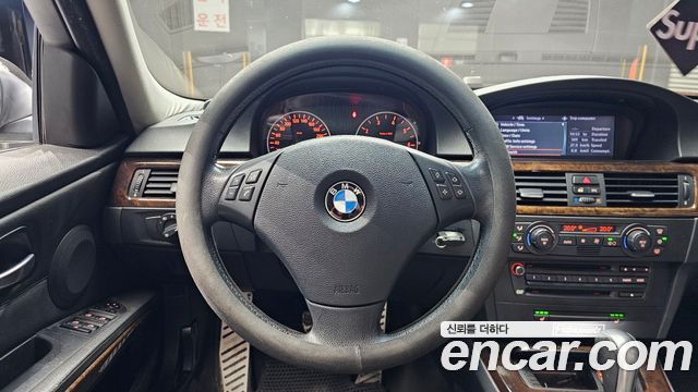 BMW 3-Series 2005 — photo 13