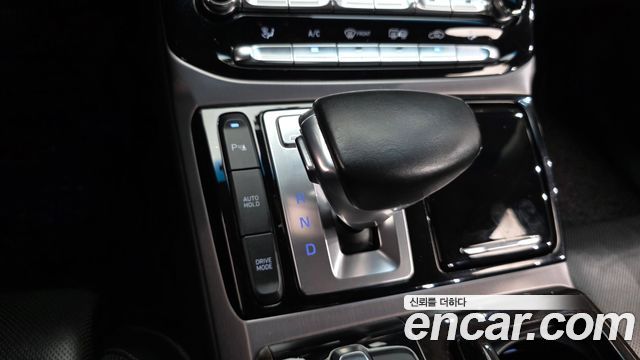 Genesis EQ900 2016 — photo 9