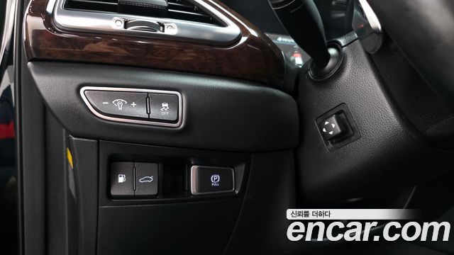 Genesis EQ900 2016 — photo 16