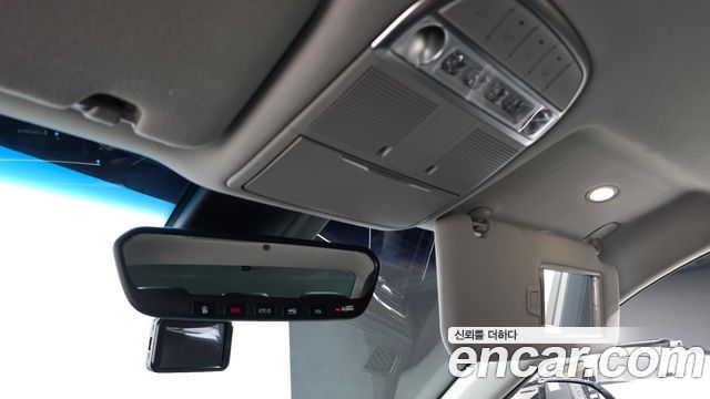 Genesis EQ900 2016 — photo 20