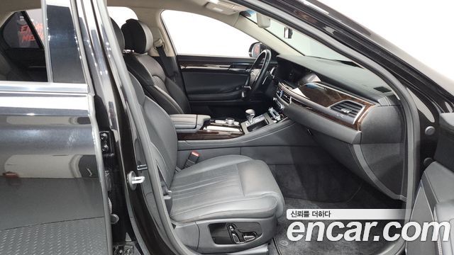 Genesis G90 2019 — photo 16