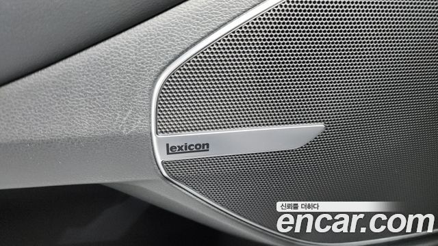 Genesis G90 2019 — photo 34