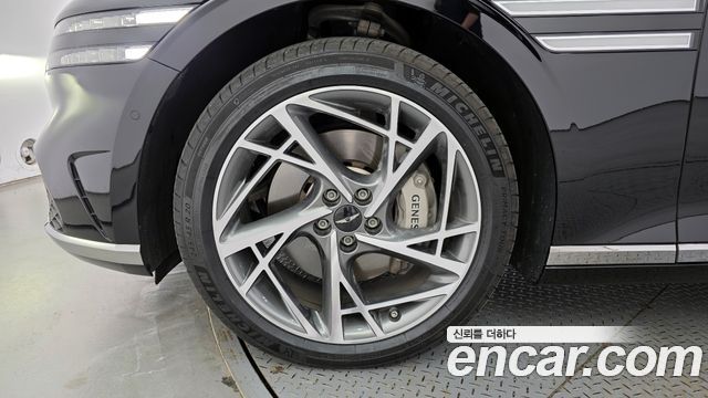 Genesis G90 2023 — photo 5
