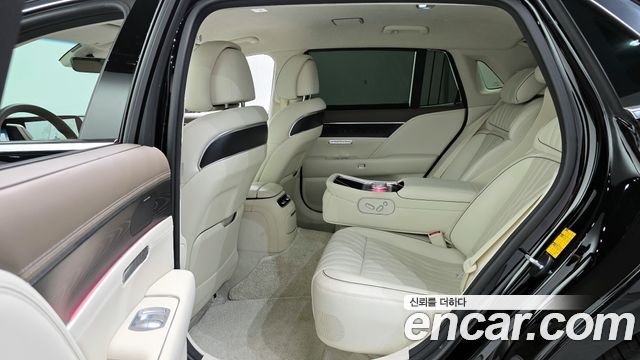 Genesis G90 2023 — photo 18