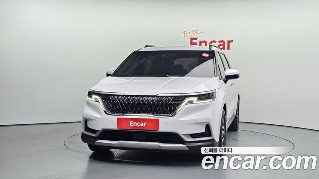 Kia Canival 2023 — photo 3