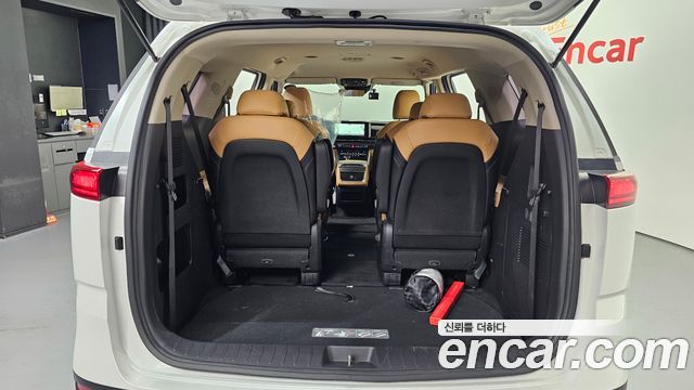 Kia Canival 2023 — photo 20