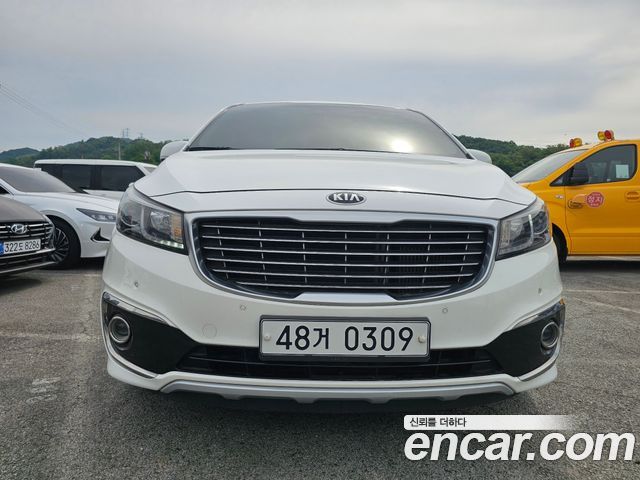 Kia Canival 2017 — photo 3