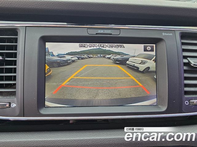Kia Canival 2017 — photo 12