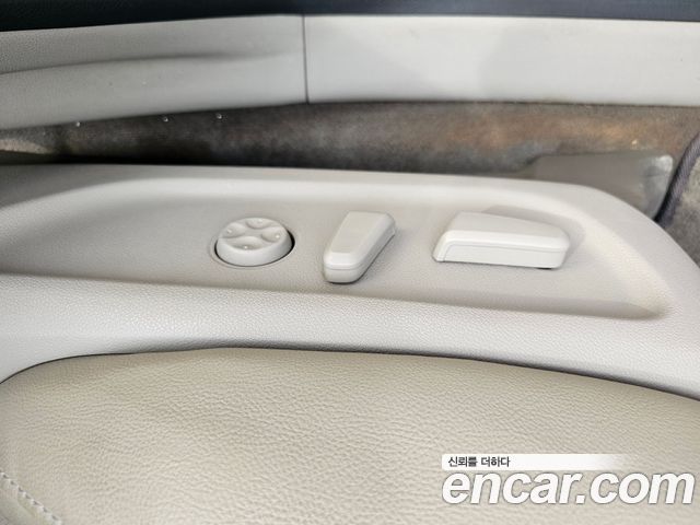 Kia Canival 2017 — photo 18