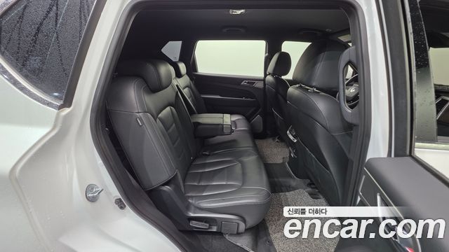 KG Mobility Rexton 2018 — photo 18