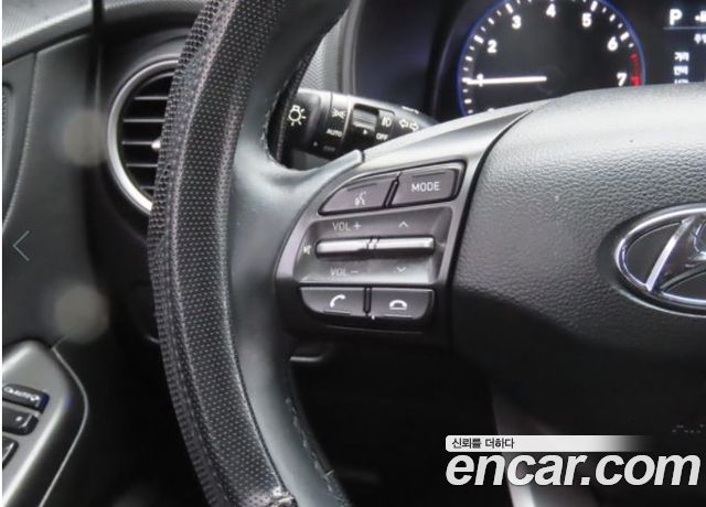 Hyundai Kona 2018 — photo 11