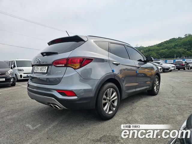 Hyundai Santafe 2018 — photo 2