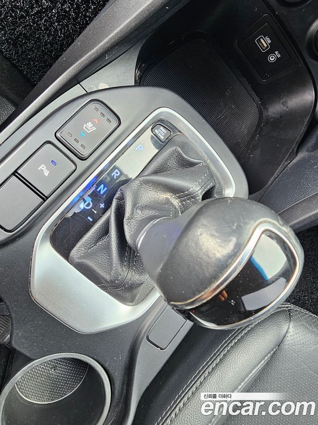 Hyundai Santafe 2018 — photo 9