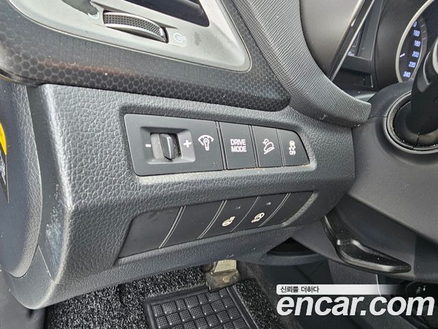 Hyundai Santafe 2018 — photo 13