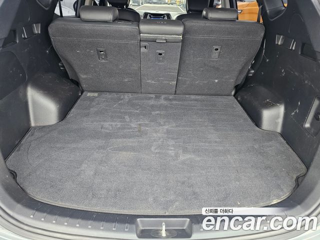 Hyundai Santafe 2018 — photo 18
