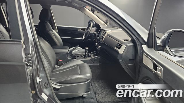 KG Mobility Rexton 2018 — photo 17