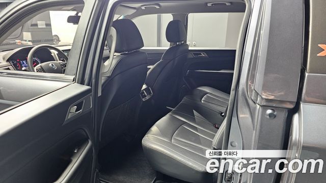 KG Mobility Rexton 2018 — photo 16