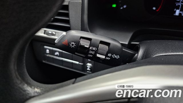 KG Mobility Rexton 2018 — photo 29