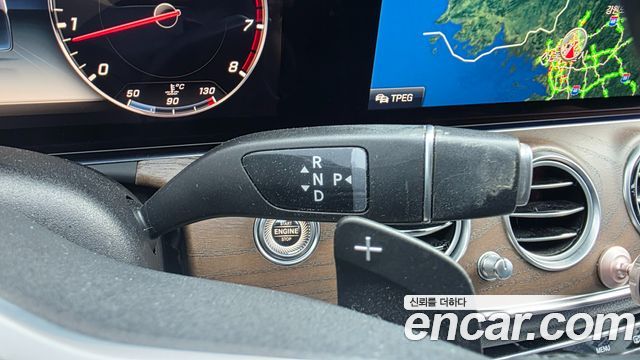 Mercedes-Benz E-Class 2019 — photo 9
