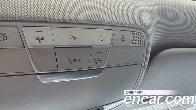 Mercedes-Benz E-Class 2019 — photo 10