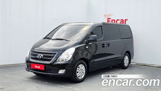 Hyundai Starex 2018 — photo 1