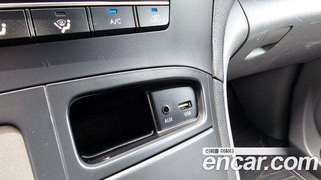 Hyundai Starex 2018 — photo 18