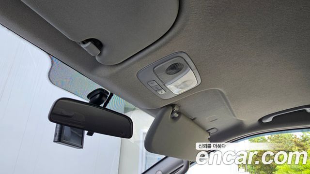 Hyundai Starex 2018 — photo 25