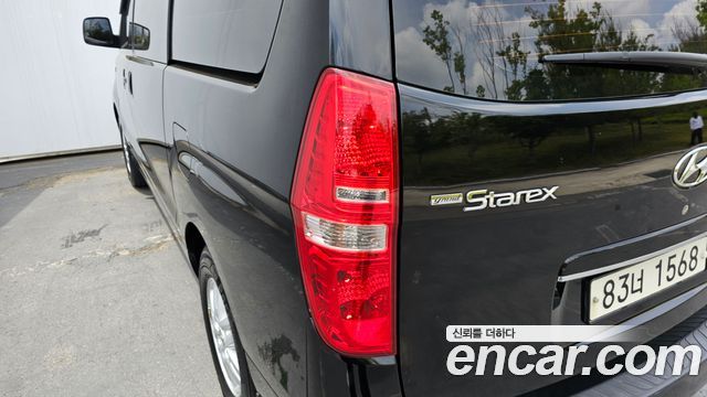 Hyundai Starex 2018 — photo 9