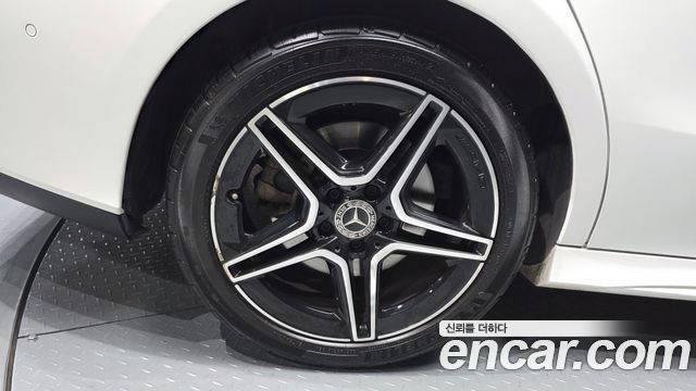 Mercedes-Benz CLA-Class 2021 — photo 5