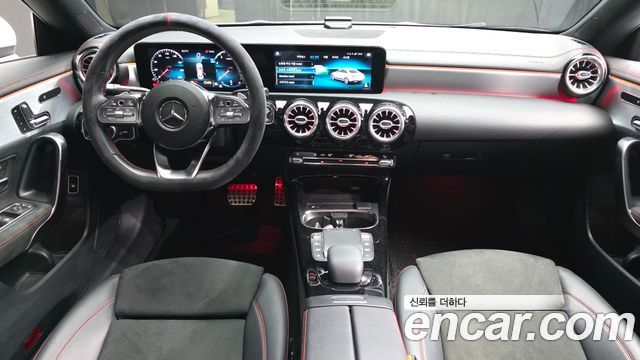 Mercedes-Benz CLA-Class 2021 — photo 10