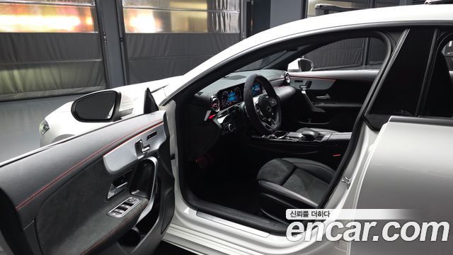 Mercedes-Benz CLA-Class 2021 — photo 13