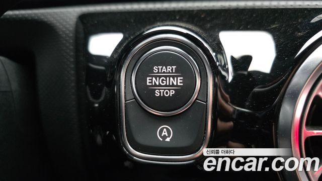 Mercedes-Benz CLA-Class 2021 — photo 27