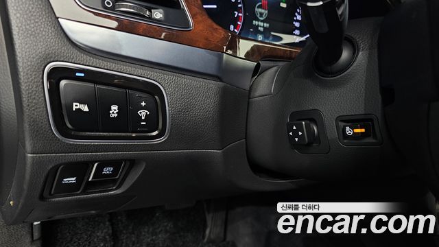 Hyundai Equus 2014 — photo 13