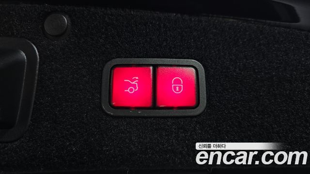Mercedes-Benz S-Class 2015 — photo 17