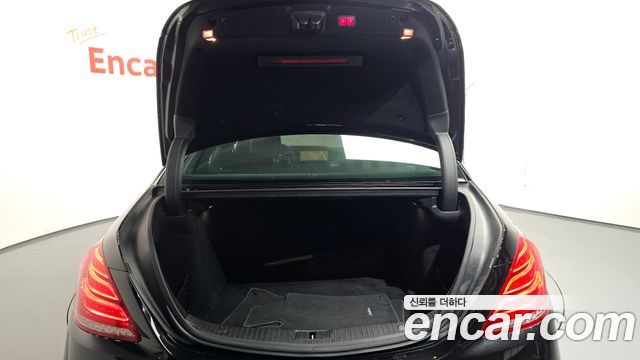 Mercedes-Benz S-Class 2015 — photo 18