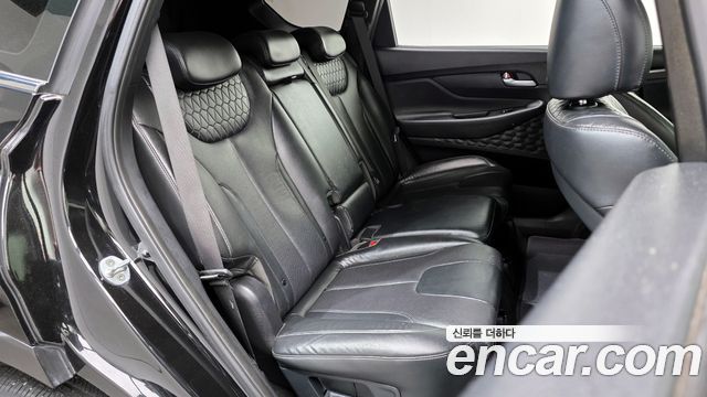 Hyundai Santafe 2019 — photo 11