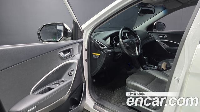 Hyundai Santafe 2016 — photo 10
