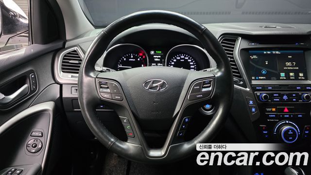 Hyundai Santafe 2016 — photo 13