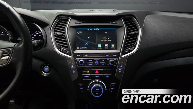 Hyundai Santafe 2016 — photo 14